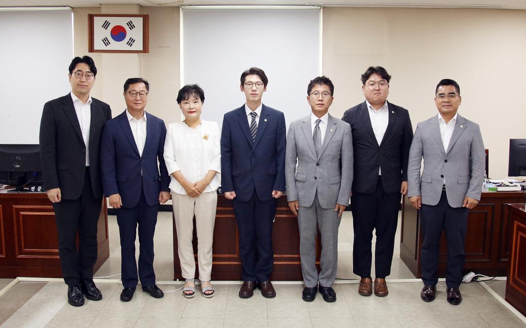 '제295회 임시회 총무경제위원회 회의' 게시글의 사진(2) '4Z7A8836.jpg'
