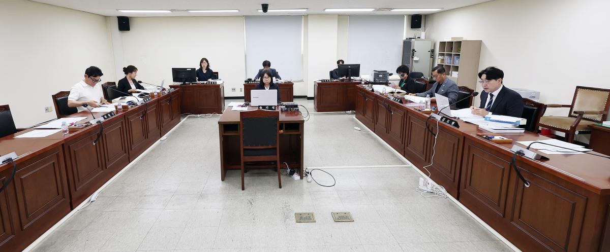 제303회 제1차 정례회 의회운영위원회 회의